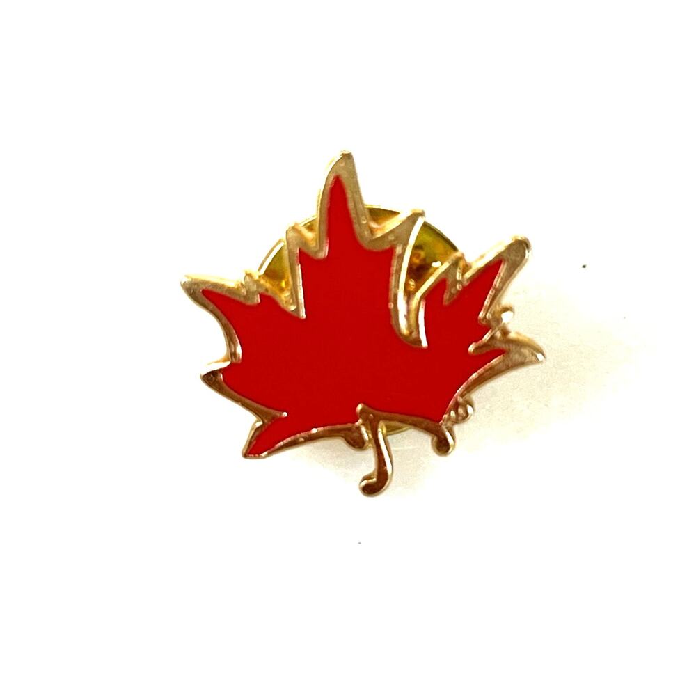 Canada Maple Leaf Pin